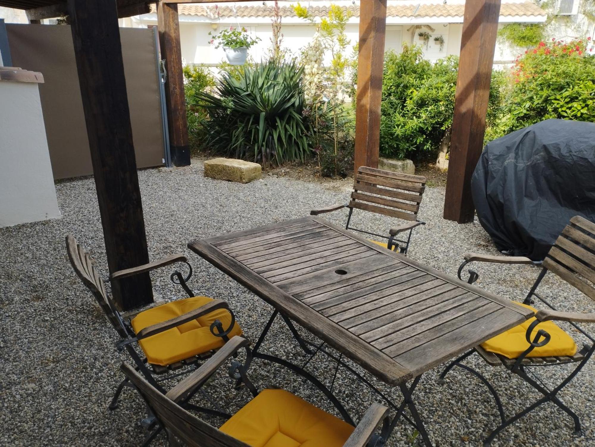Le Gite De Pandore Arles Exterior foto